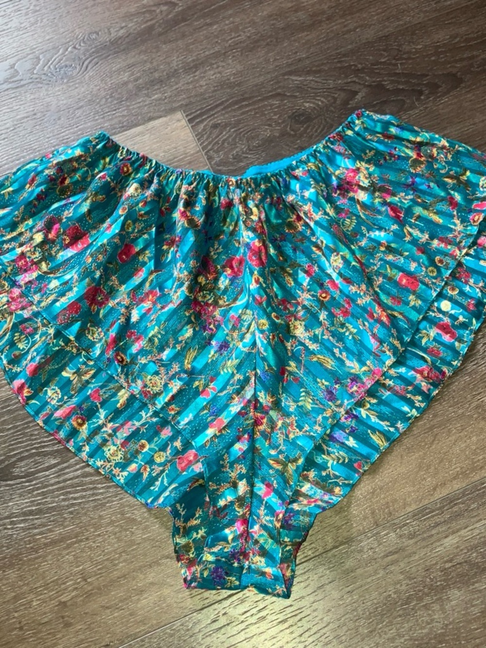 Vintage Victoria Secret Gold Label Hi Cut Satin Sleep ShortsTeal Floral Sz L